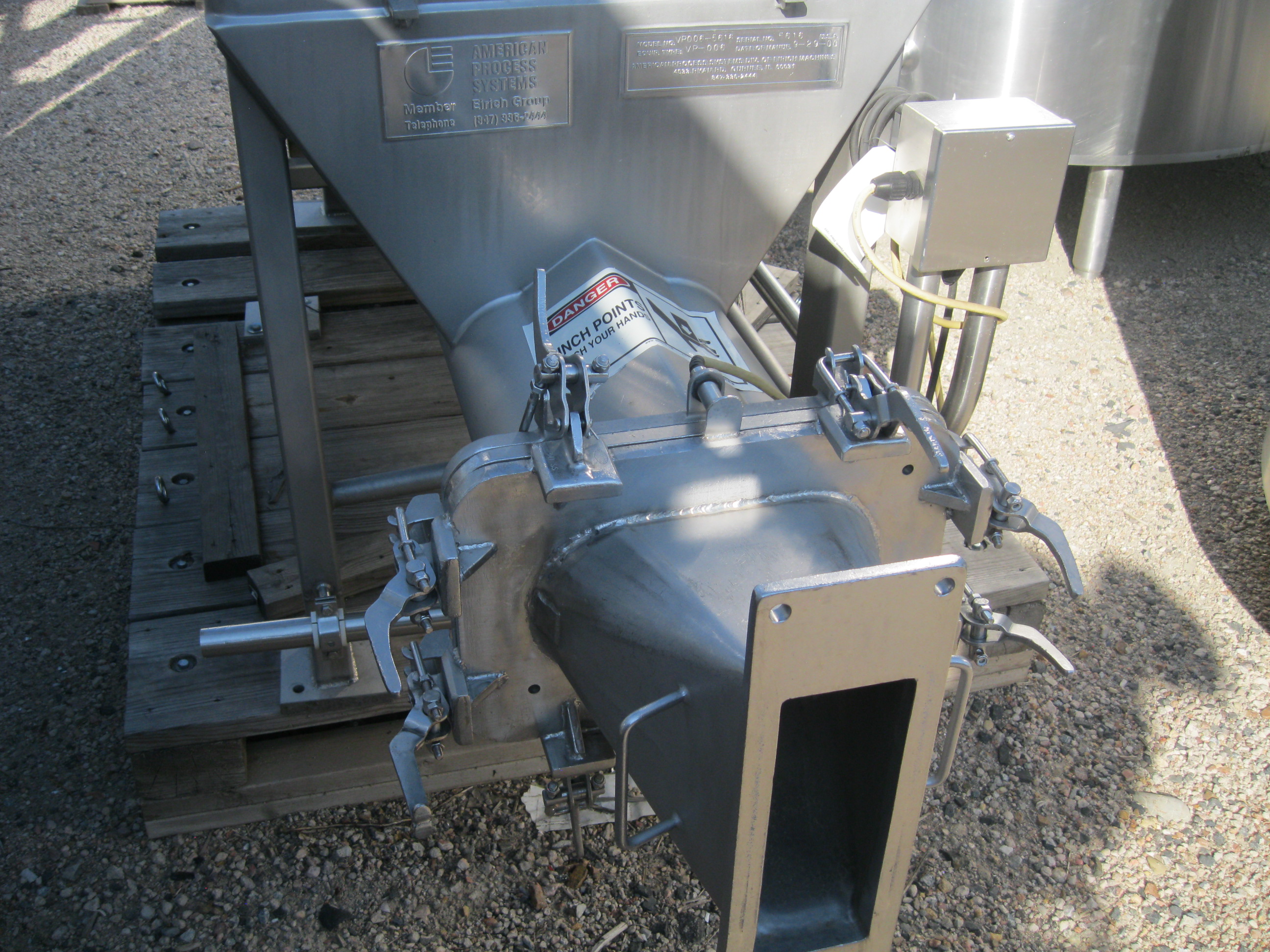 Dual Auger Feeder